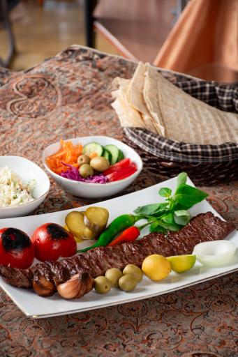 رستوران شهریار ارک تبریز