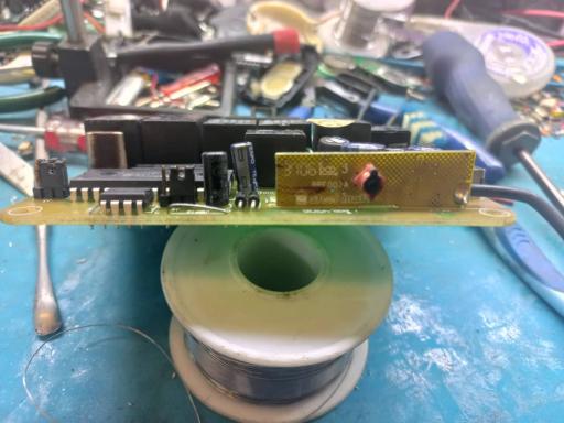 عکس تعمیر دزدگیر و قفل مرکزی بهرام