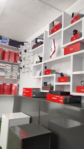 عکس فروشگاه لوازم الکتریکی و سیستم های امنیتی کیان