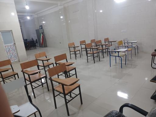 عکس دبیرستان بزرگسالان همت آشخانه