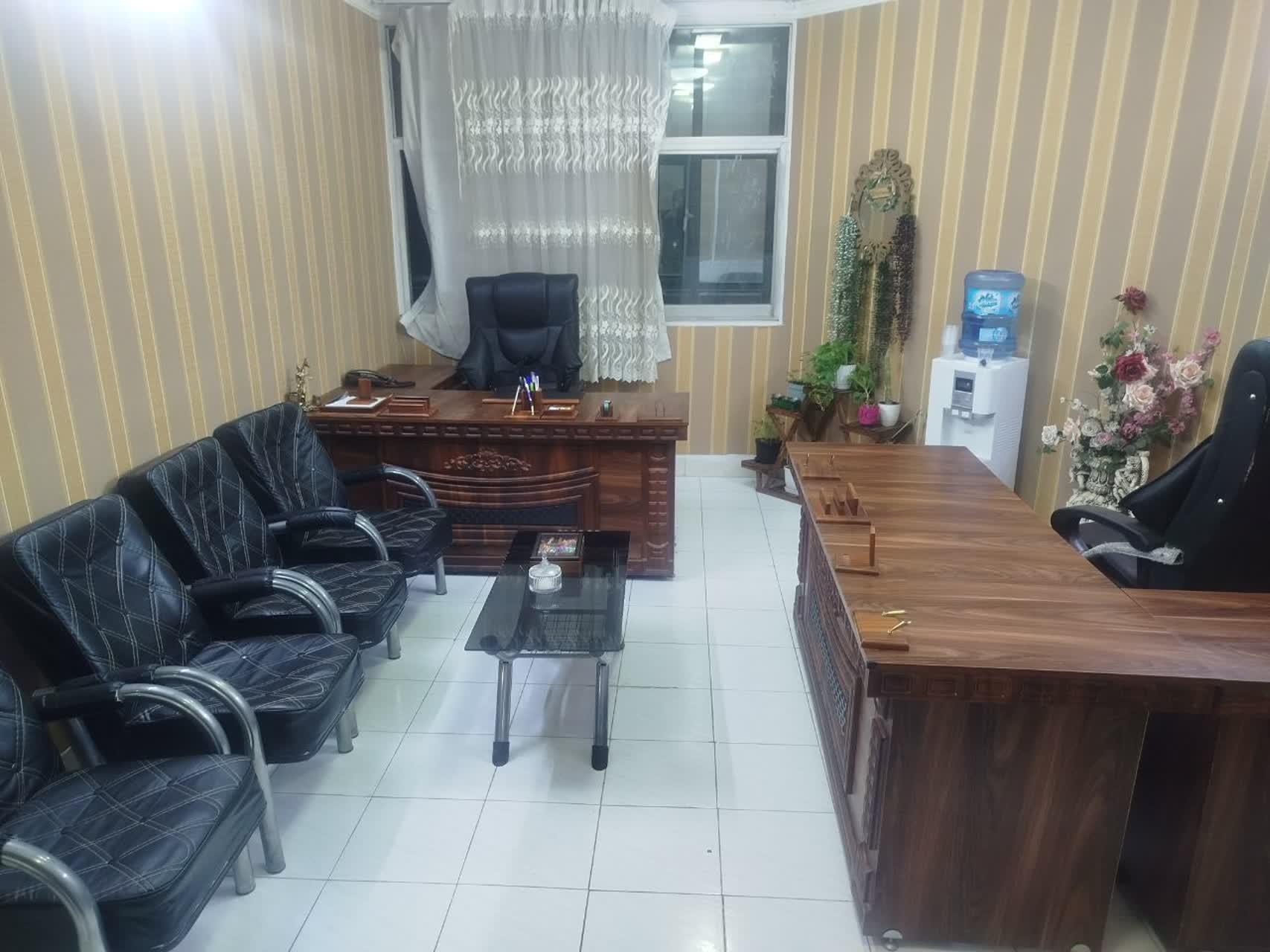 عکس دفتر وکالت مهدی فروتن