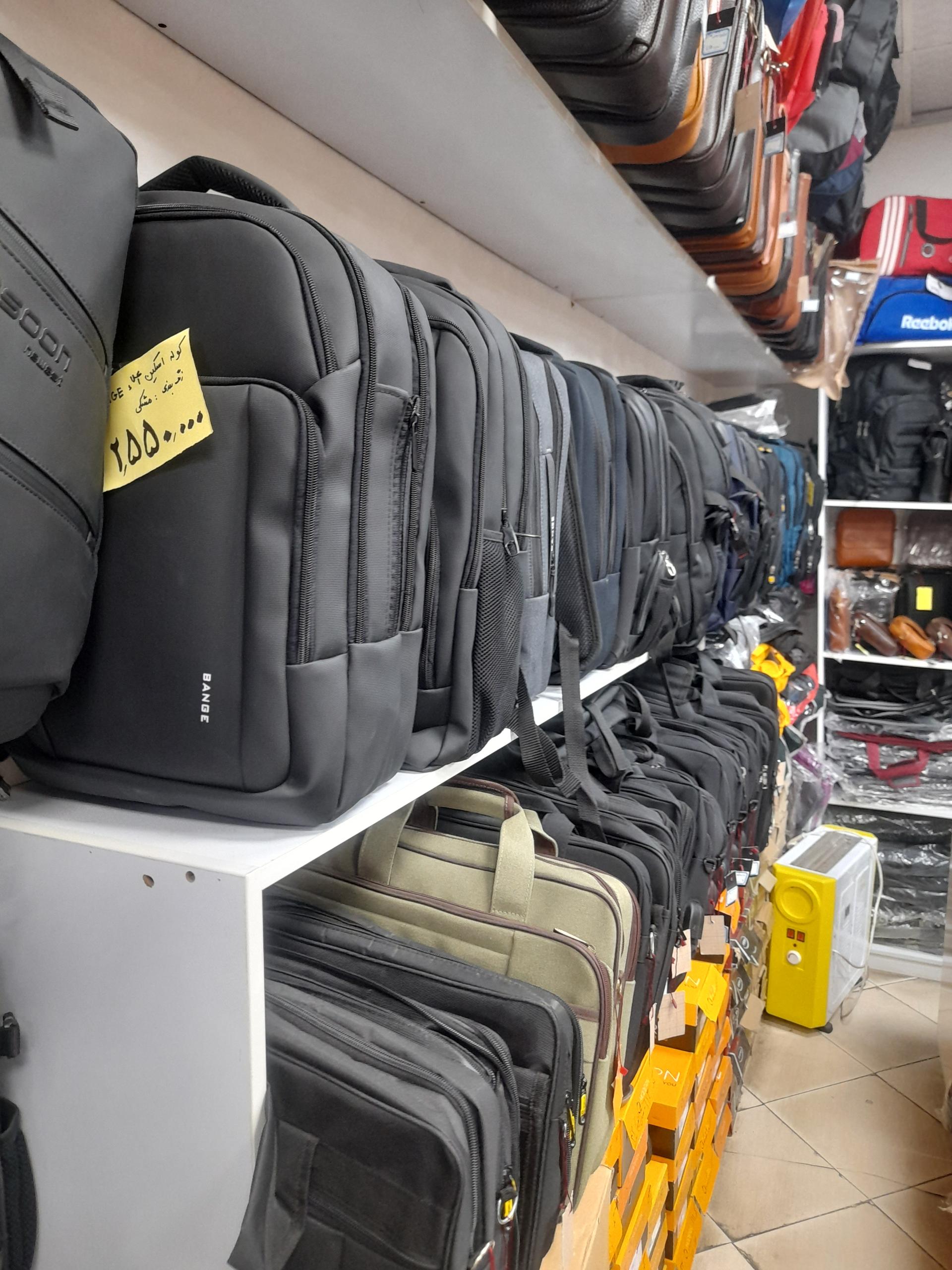 عکس کیف و کفش و چمدان ونیز