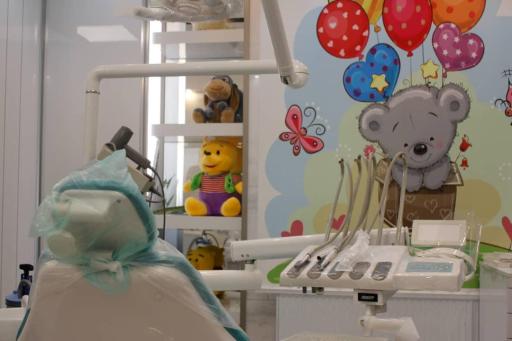 عکس کلینیک دندانپزشکی مدائن