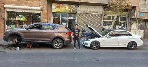 عکس تعمیرگاه جلوبندی مهدی