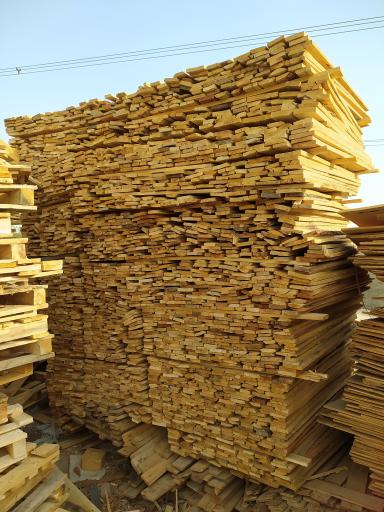 عکس انبار چوب رضا 