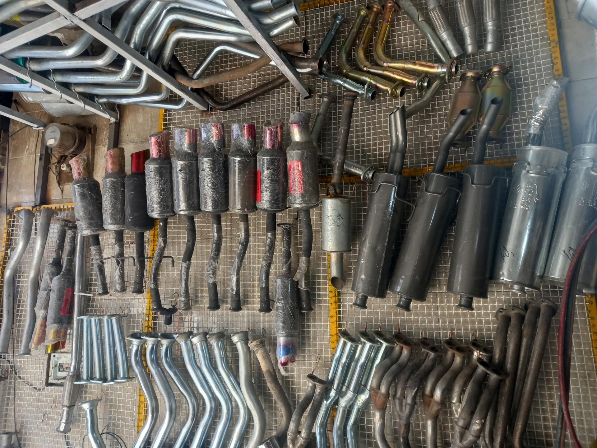 عکس اگزوز سازی حسین