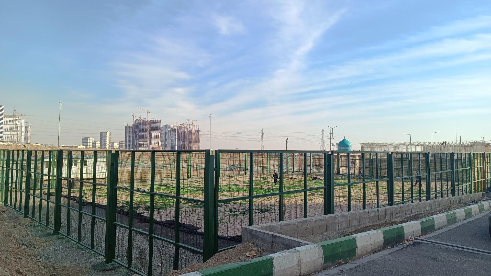 عکس زمین چمن مصنوعی شهدای شهرک خرازی 