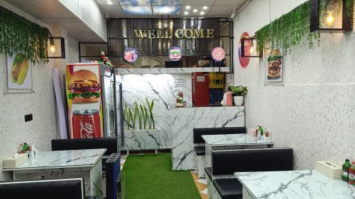 عکس فست فود کارینو