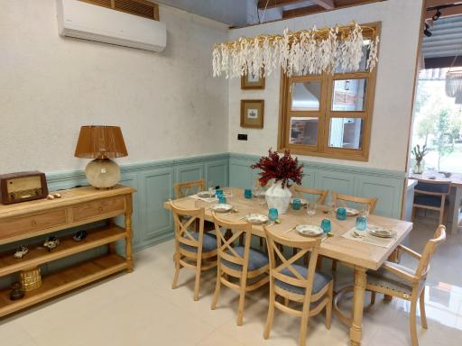 عکس شوروم کاستل