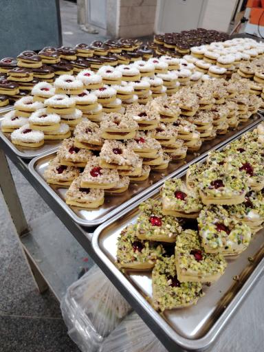 عکس شیرینی قصر پاپلی شعبه دماوند