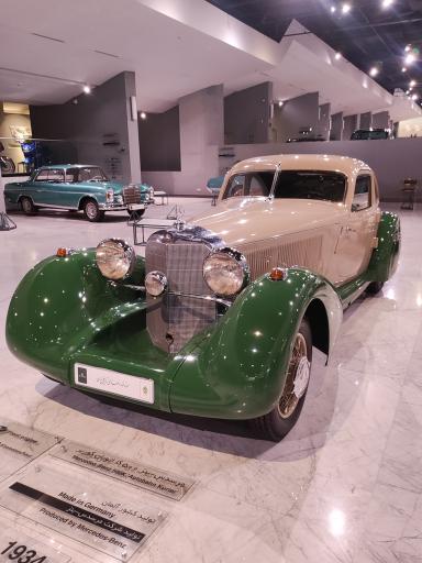 عکس موزه خودروهای تاریخی ایران