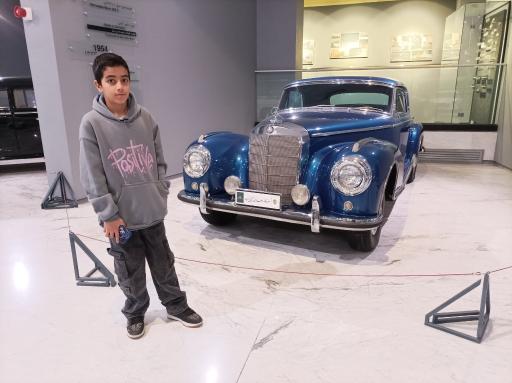 عکس موزه خودروهای تاریخی ایران