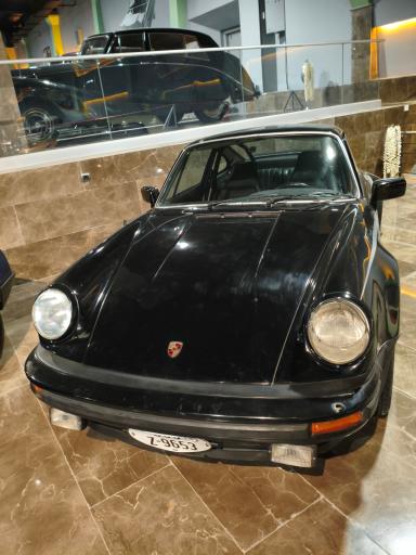 عکس موزه خودروهای تاریخی ایران