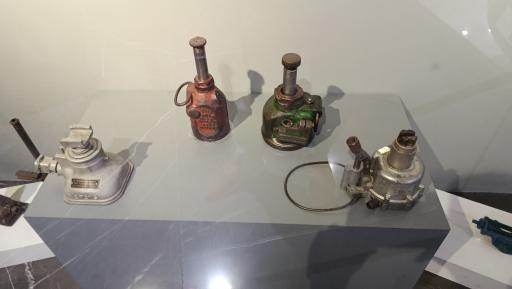 عکس موزه خودروهای تاریخی ایران