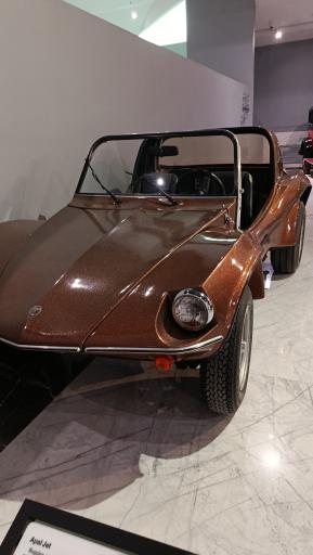 عکس موزه خودروهای تاریخی ایران