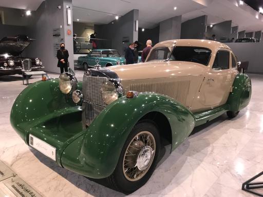 عکس موزه خودروهای تاریخی ایران