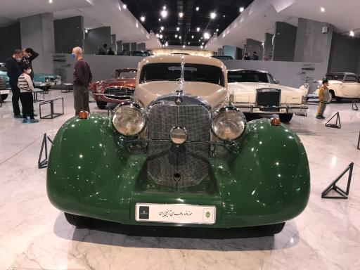 عکس موزه خودروهای تاریخی ایران