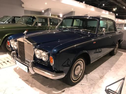 عکس موزه خودروهای تاریخی ایران