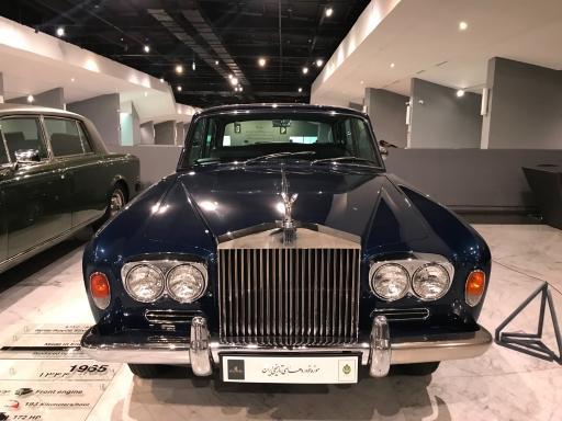 عکس موزه خودروهای تاریخی ایران