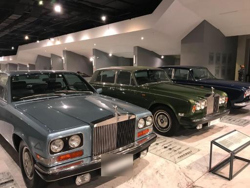 عکس موزه خودروهای تاریخی ایران