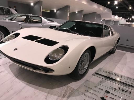 عکس موزه خودروهای تاریخی ایران