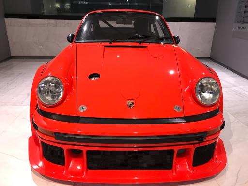 عکس موزه خودروهای تاریخی ایران