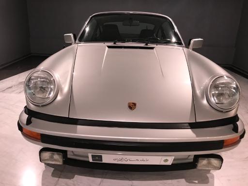 عکس موزه خودروهای تاریخی ایران