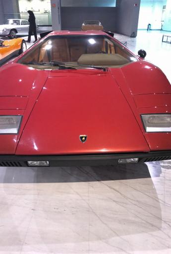 عکس موزه خودروهای تاریخی ایران