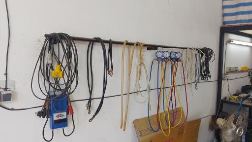 عکس باطری سازی و کولر سازی سید عباس حسینی 