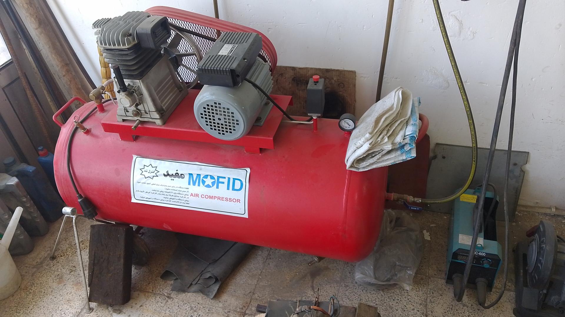 عکس باتری‌سازی و کولرسازی سید عباس حسینی