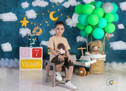 عکس آتلیه کودک و خانواده مانیاد