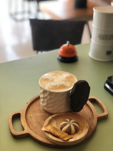 عکس کافی شاپ تن