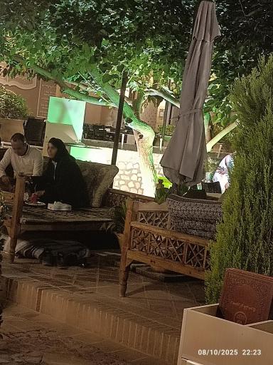 عکس رستوران گلسرخ یزد