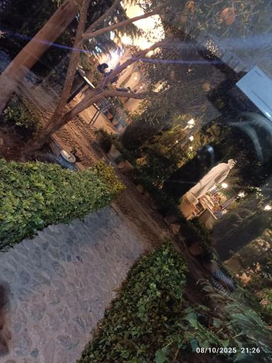 عکس رستوران گلسرخ یزد