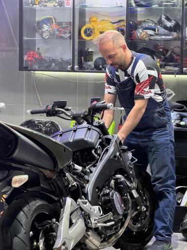عکس MOTO BOLDER