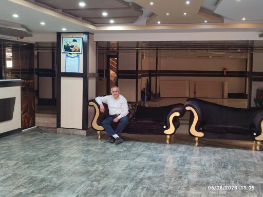 عکس برج مسکونی ولیعصر