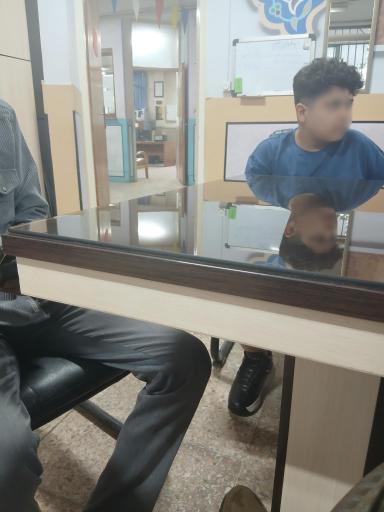 عکس دبیرستان اسدی لاری