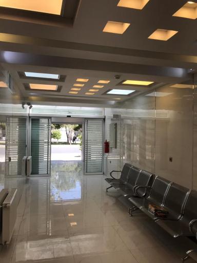 عکس درمانگاه دندانپزشکی باران