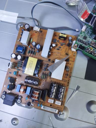 عکس خدمات ال ای دی شیرالی 