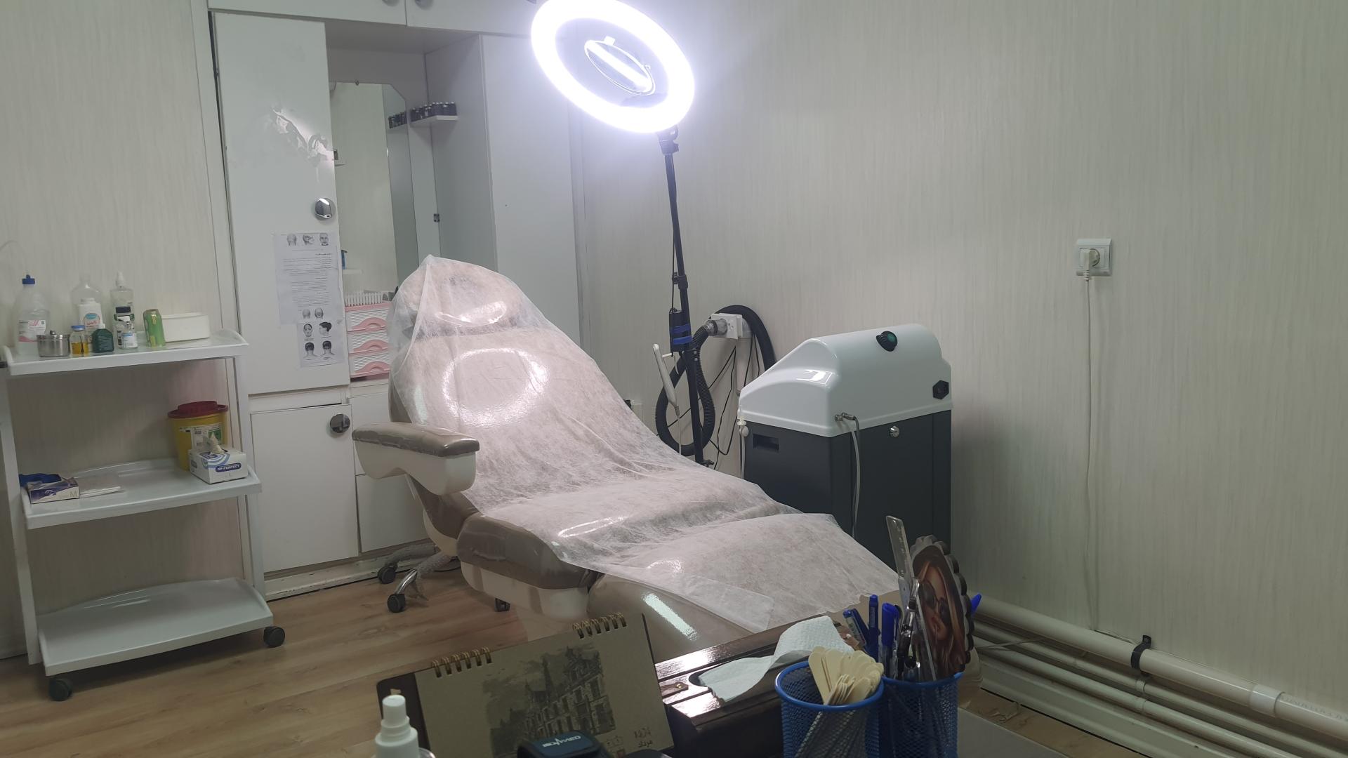 عکس مطب زیبایی و پوست دکتر باذلی