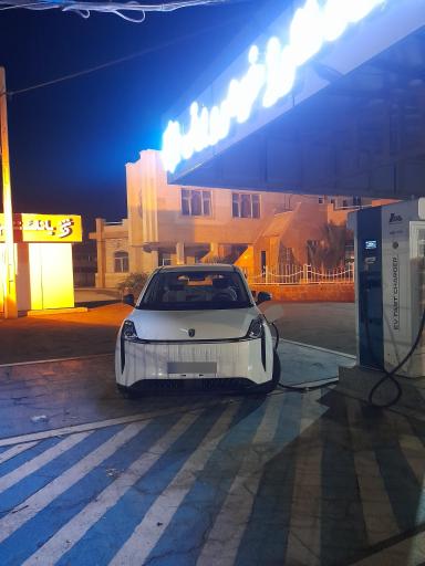 عکس ایستگاه شارژ سازمان حمل‌ و‌ نقل بار و مسافر شهرداری سبز