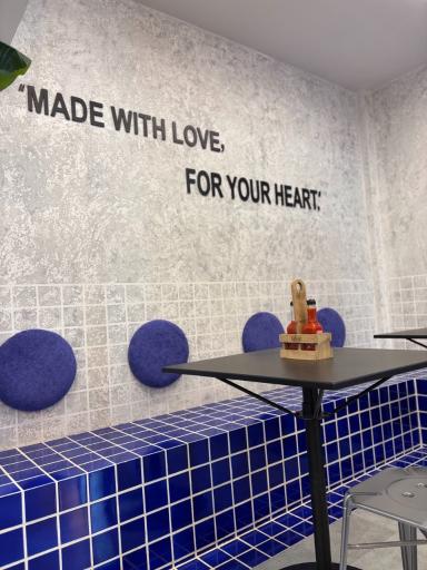 عکس فست فود قلب سفید