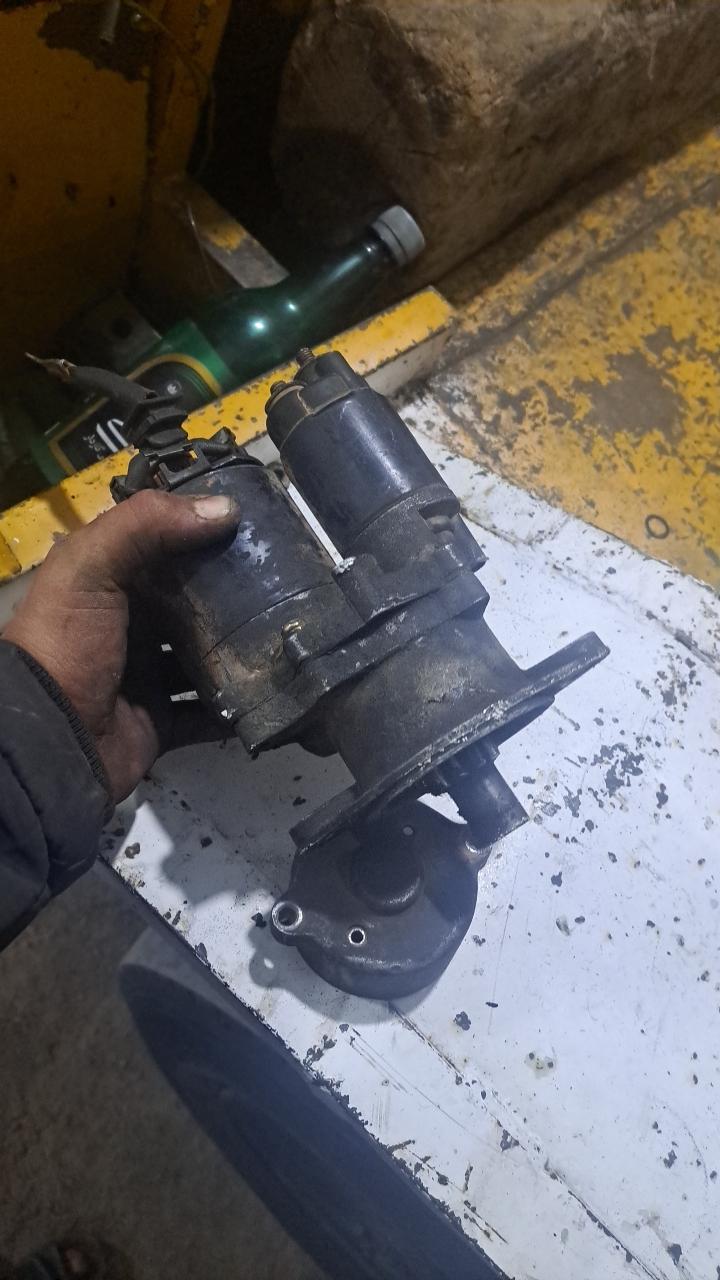 عکس تعمیرگاه و امداد خودرو