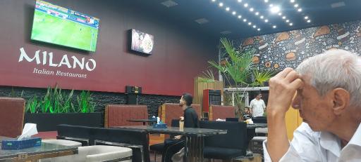عکس رستوران ایتالیائی میلانو