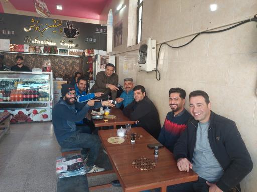 عکس کافه دلنشین ناصر