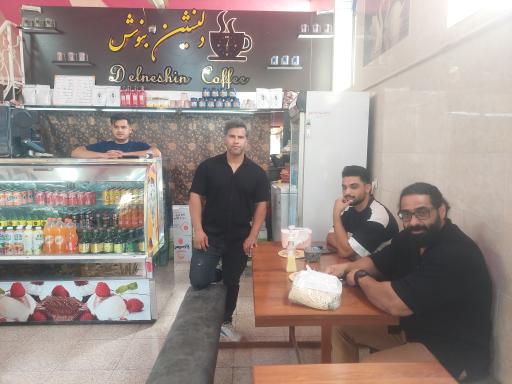 عکس کافه دلنشین ناصر