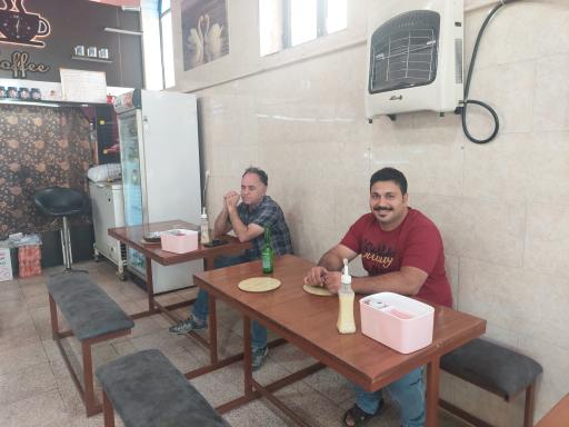 عکس کافه دلنشین ناصر