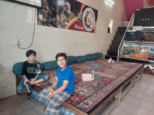 عکس کافه دلنشین ناصر