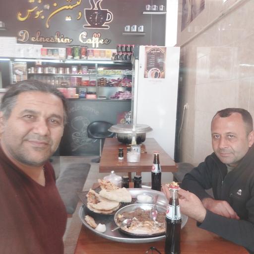 عکس کافه دلنشین ناصر