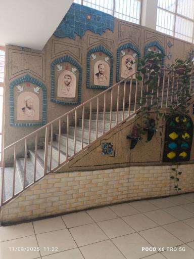 عکس دبیرستان دخترانه شاهد غفاری